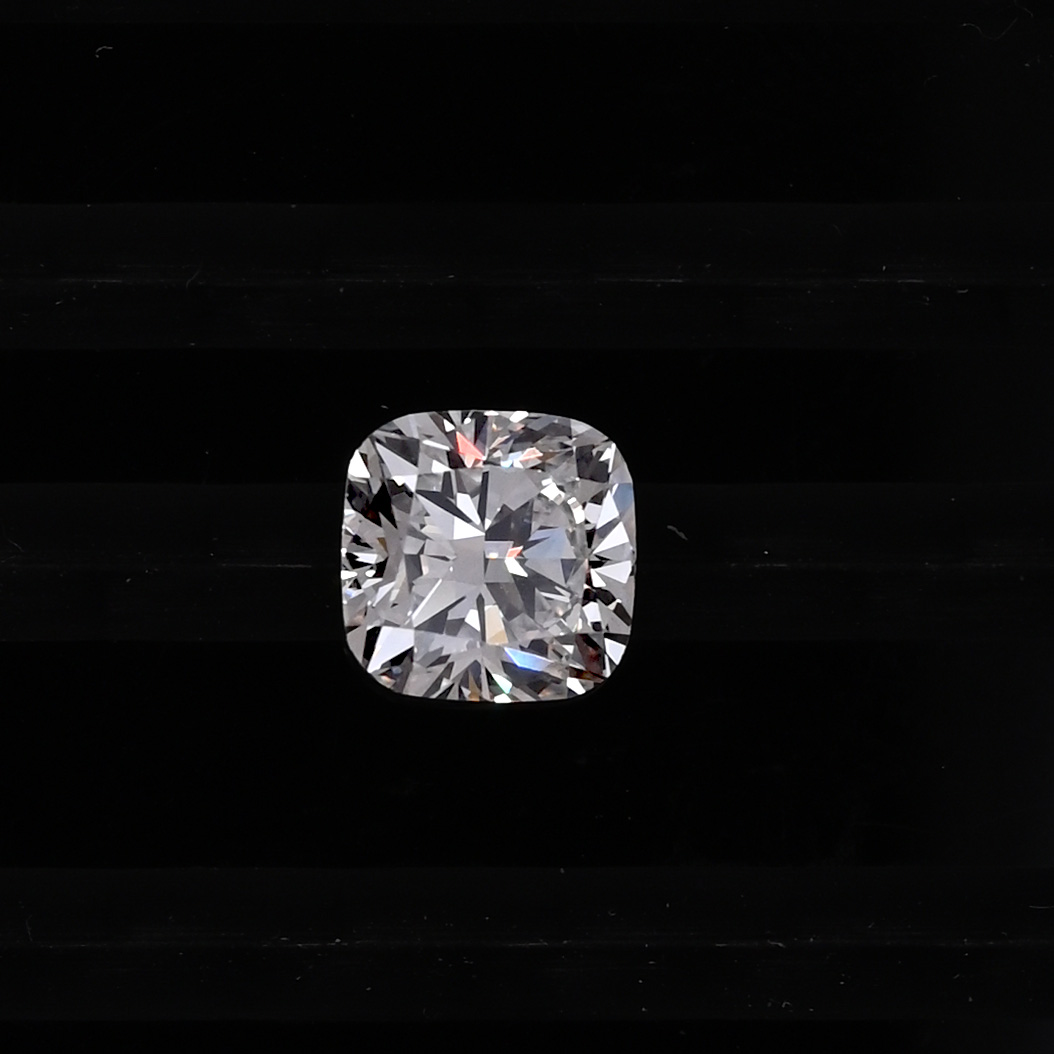 IGI Certified Lab Grown Diamond Square Cushion Shape 7.55 x 7.39 x 4.91mm Single Piece 2.08 Carat